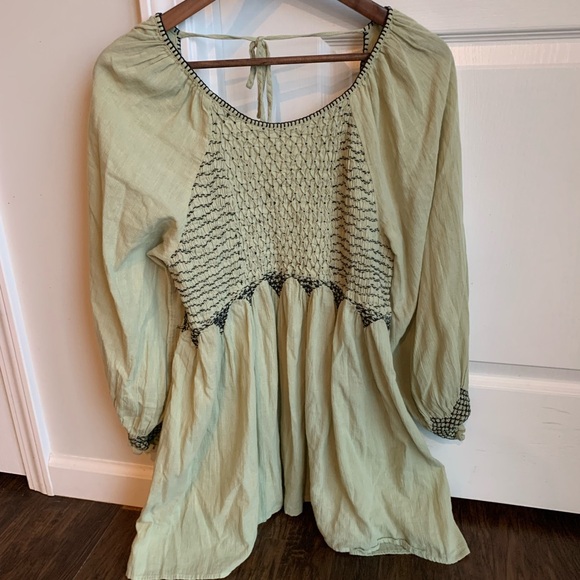 Free People Tops - Free people smocked boho blouse